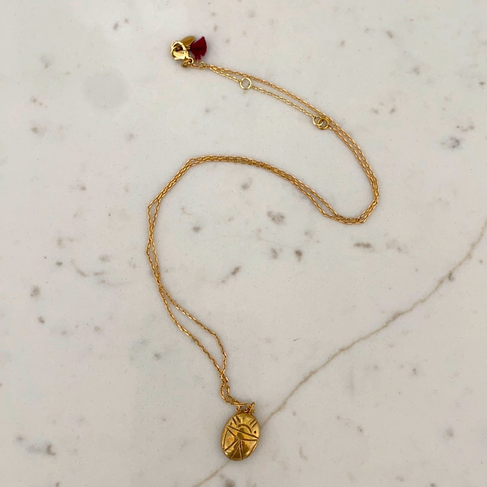 Shashi pendant necklace